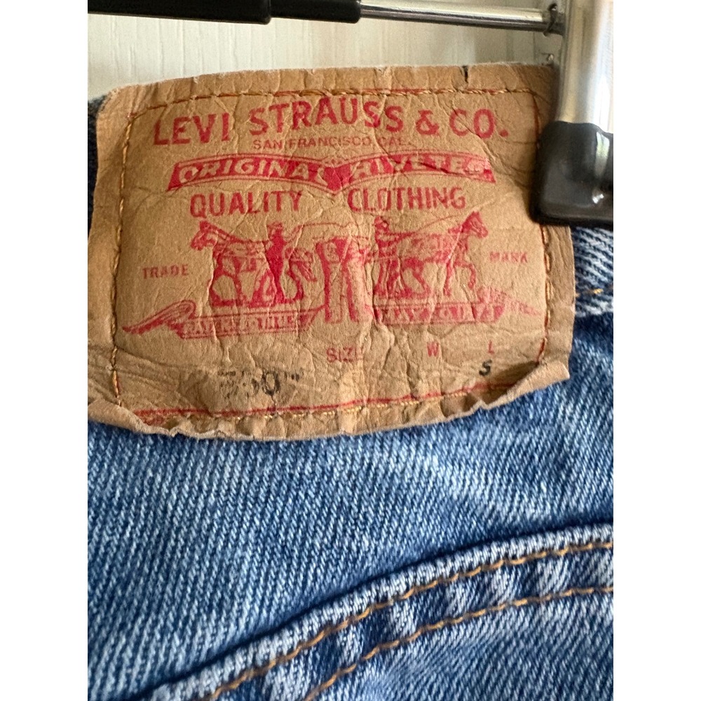 Levis 550 Classic Relaxed Fit Jeans Womens 4 Medium Wash High Rise Tapered Leg